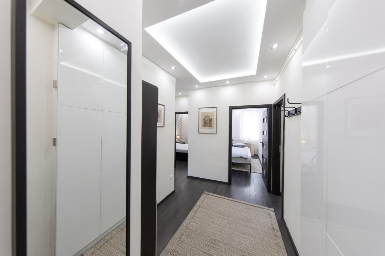 Spacious 3-Room Apartment With Free Parking 부다페스트 외부 사진