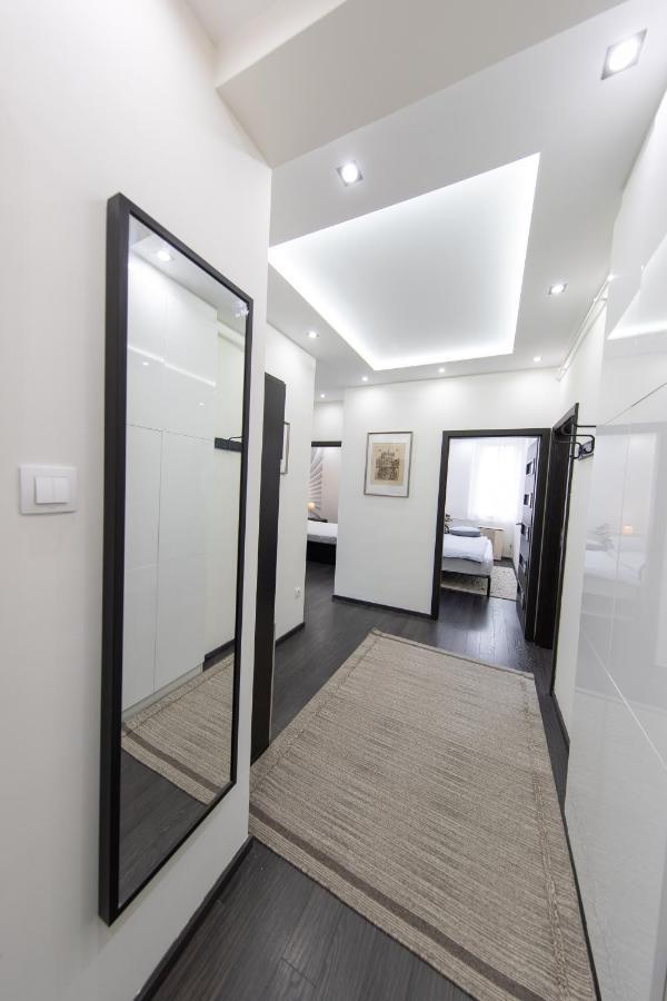 Spacious 3-Room Apartment With Free Parking 부다페스트 외부 사진